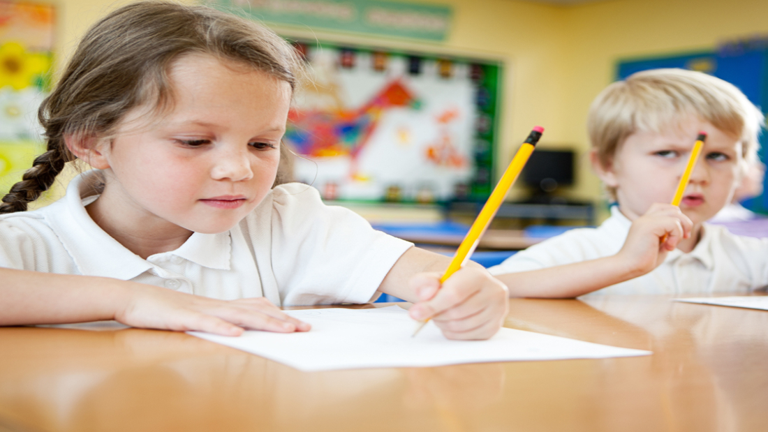 nyugodt_gyerek_sikeres_tanulas_agykontroll